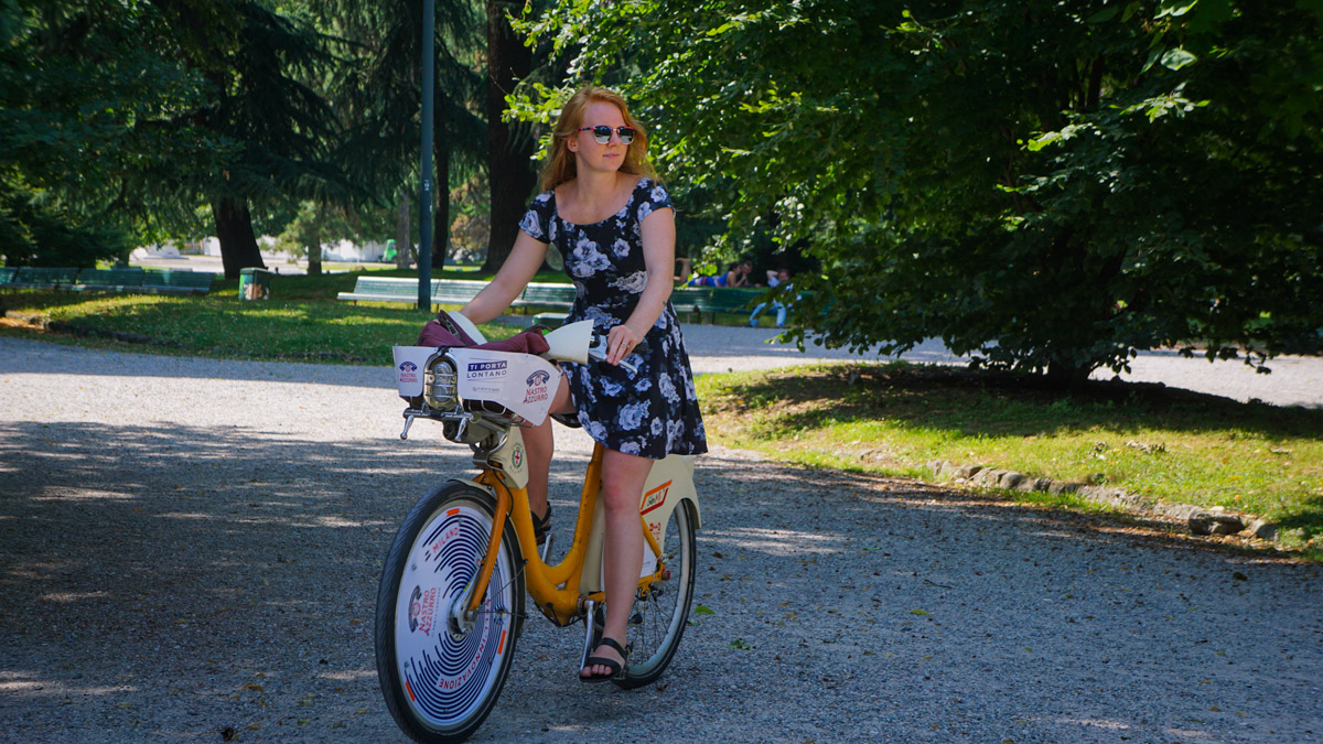 allison on milan bike