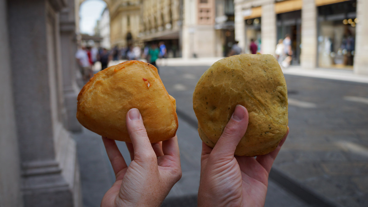 eating panzerotti